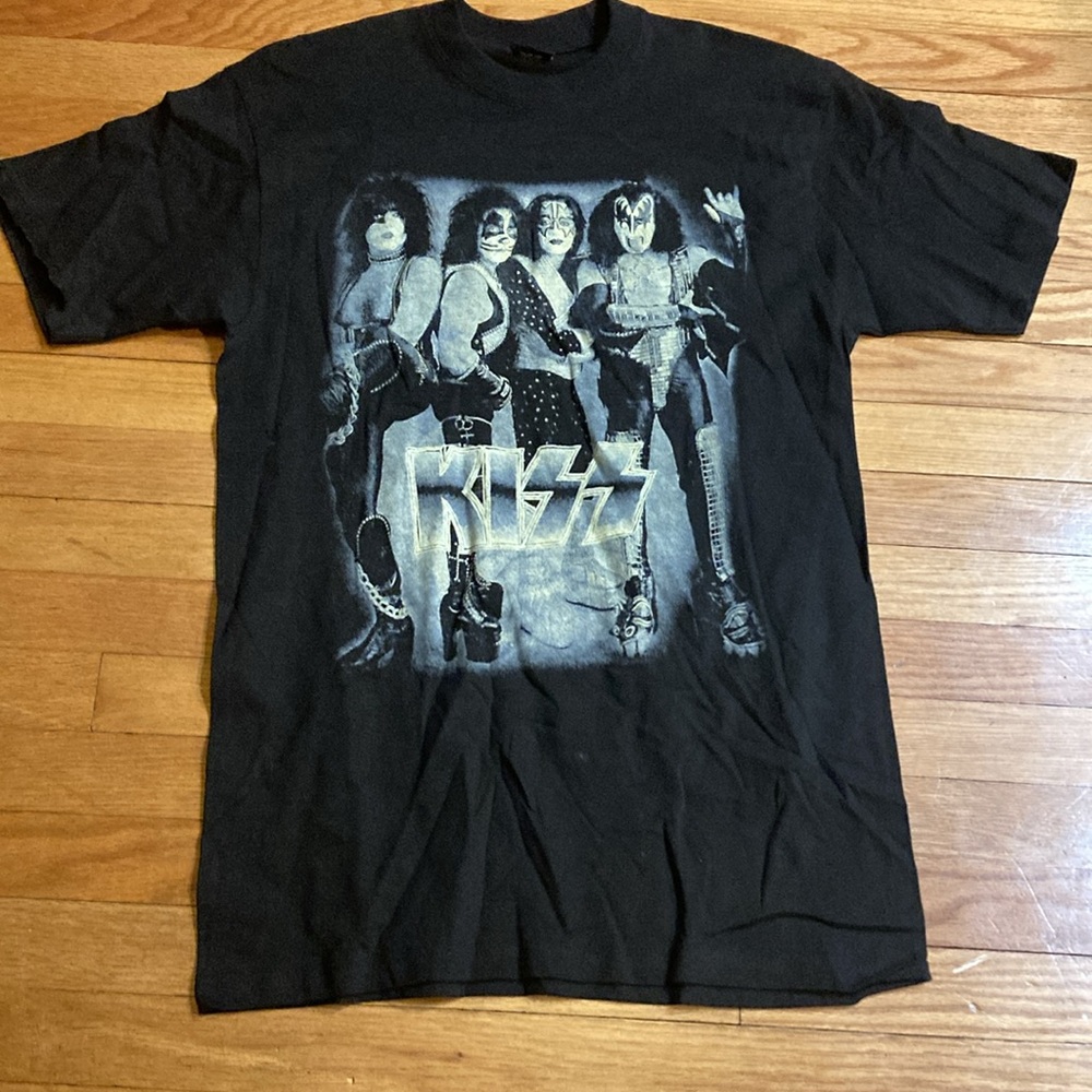 Kiss band tee shirt size large